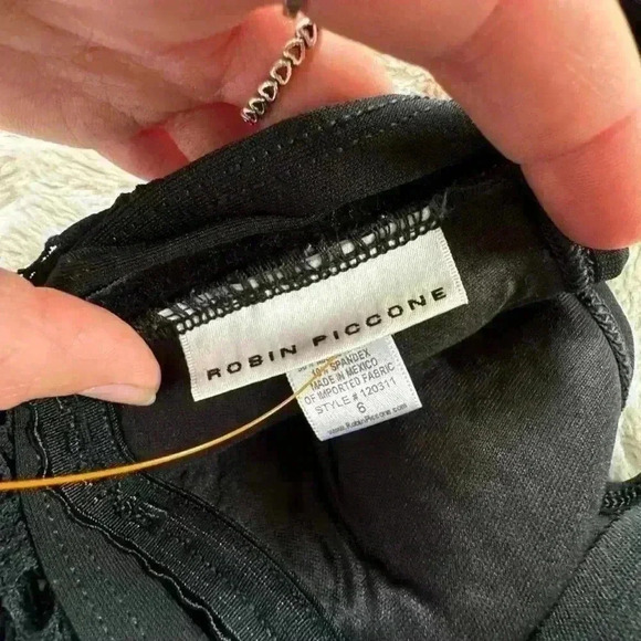 Robin Piccone Black Swimsuit size 6 - Picture 4 of 4